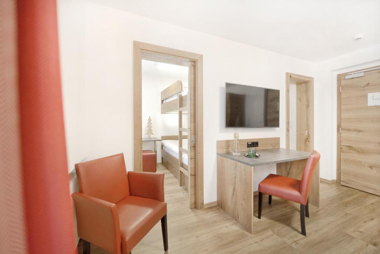 Hotel Alpina Superior Pettneu am Arlberg Εξωτερικό φωτογραφία