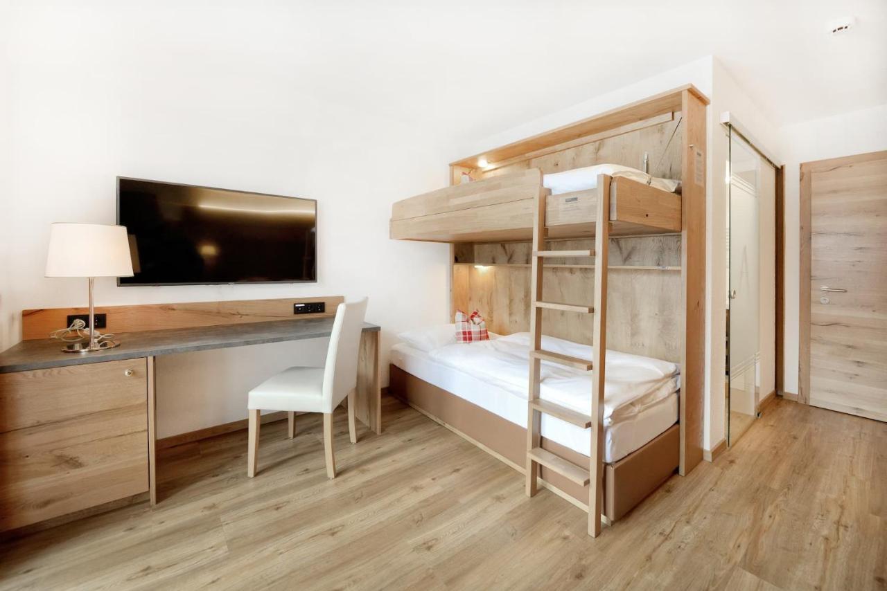 Hotel Alpina Superior Pettneu am Arlberg Εξωτερικό φωτογραφία